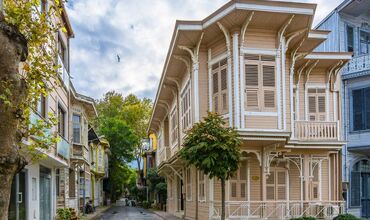 Hızlı Trenle Adalar ve Tarihi İstanbul Turu