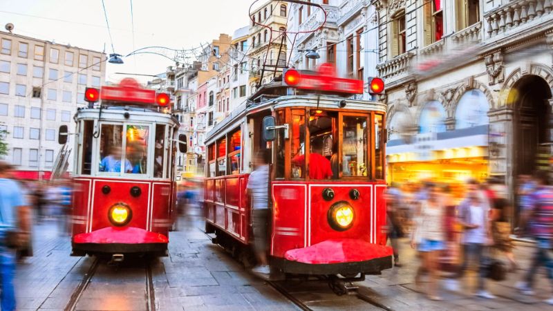 Hızlı Trenle Adalar ve Tarihi İstanbul Turu